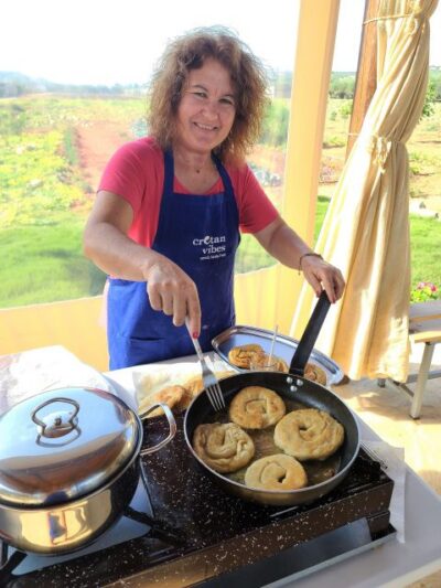 Moires: Cooking Class and Olive Oil Tasting at a Family Farm