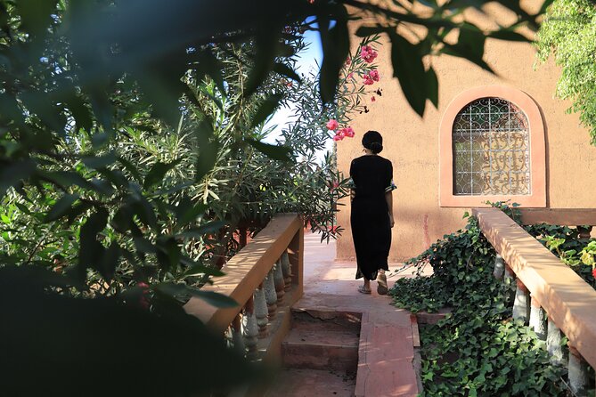 Moroccan Cooking Class and Eco-Farm Visit - Full day - Three hours with a Moroccan tagine