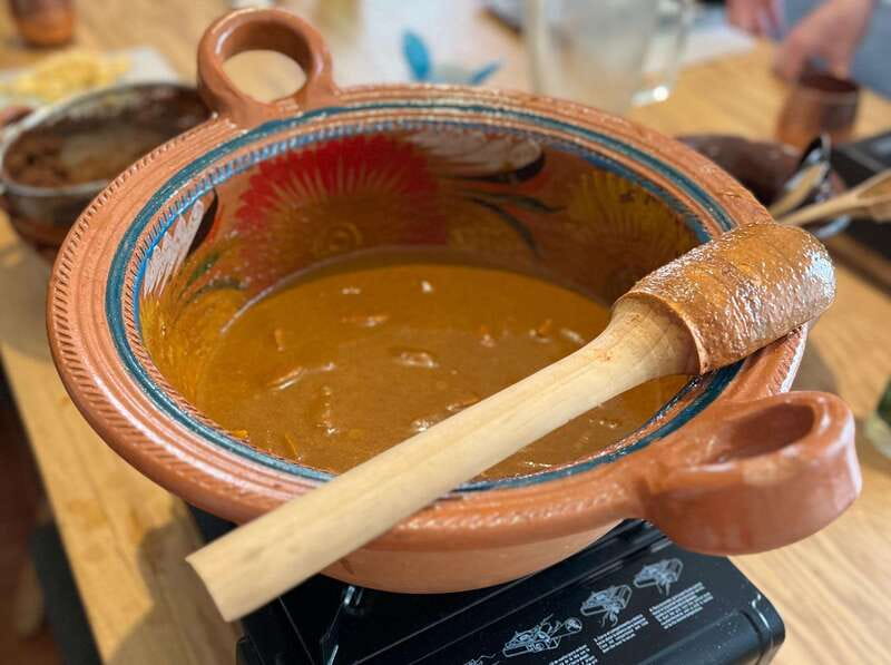 Muchos moles: Multi-variety mole cooking class and feast - Green mole for a fresher second course