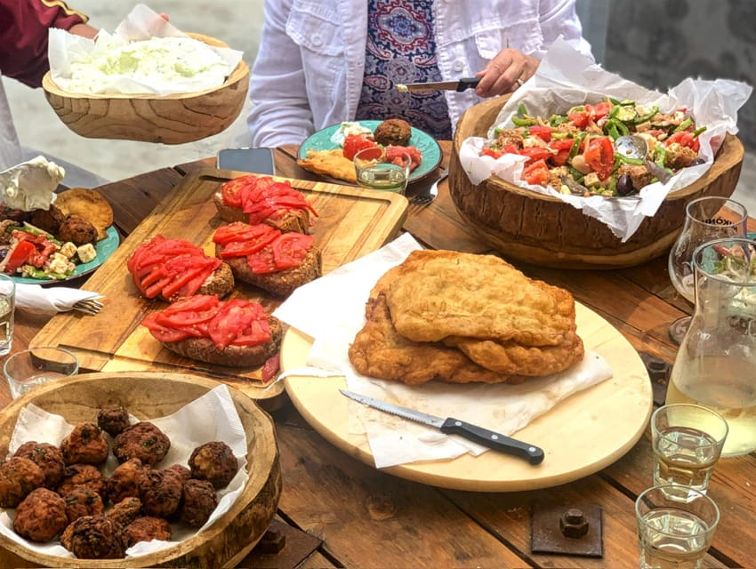 Mykonos: Traditional Cooking Class with the Locals - Who should book this class