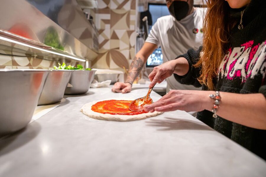 Naples: Authentic Neapolitan Pizza Making Class - Key points to know before booking