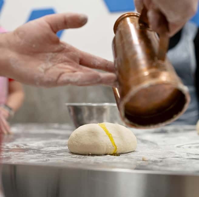Naples: Neapolitan Pizza and Tiramisu Cooking Class - The Traditional Oven and the Meal at the Table