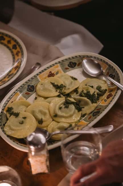 Naples: Traditional Italian Food Cooking Class at Restaurant - Group size and the social side