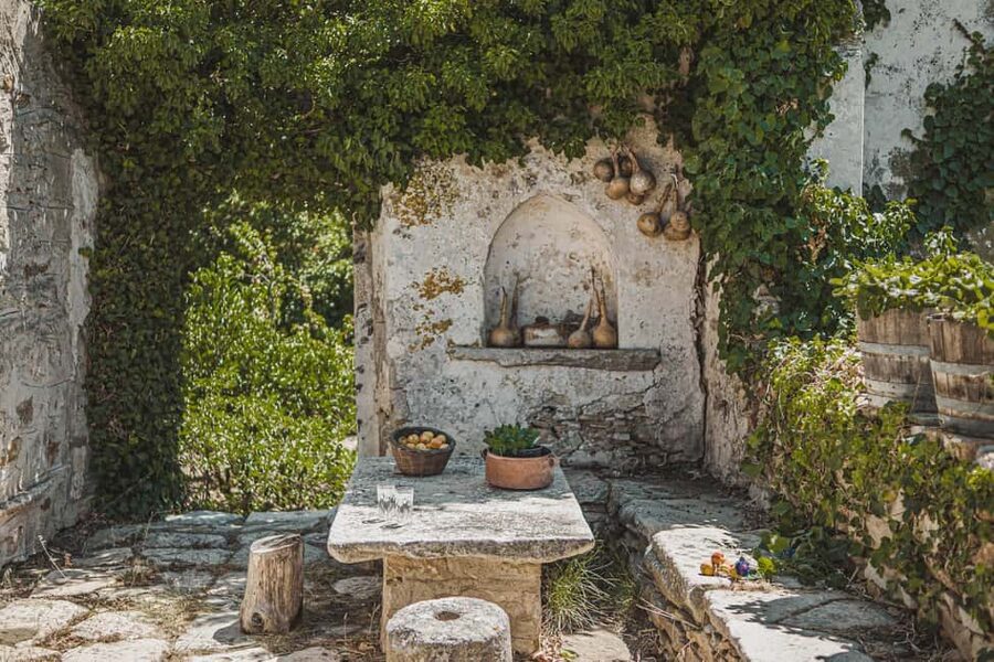 Naxos: Family Farm-table Cooking, Kouros Tour & Live Music - Cooking with a wood oven and open fire