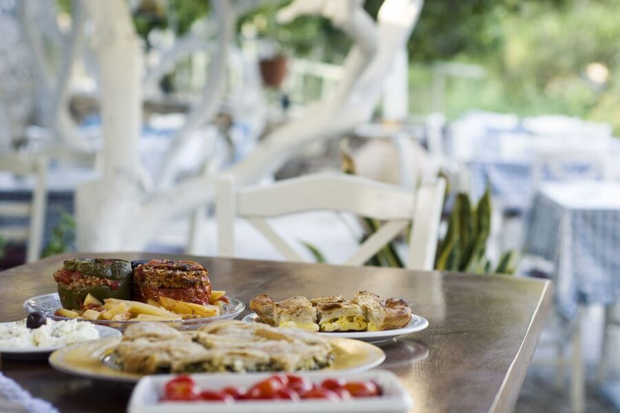 Naxos: Half-Day Cooking Class at Basiliko Family Tavern - Arriving in Potamia from Naxos Town