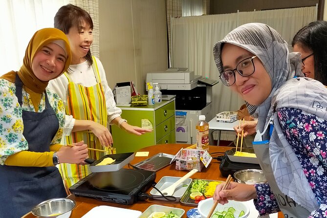 Near Fushimiinari: Kyoto Home Cooking Class & Supermarket tour - Practical Details That Affect Your Morning