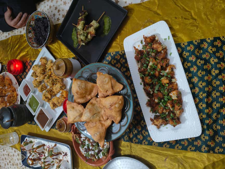 New Delhi: Full-Day Cooking Class learn 8 dishes with Locals - The first cooking session at 10:30 AM