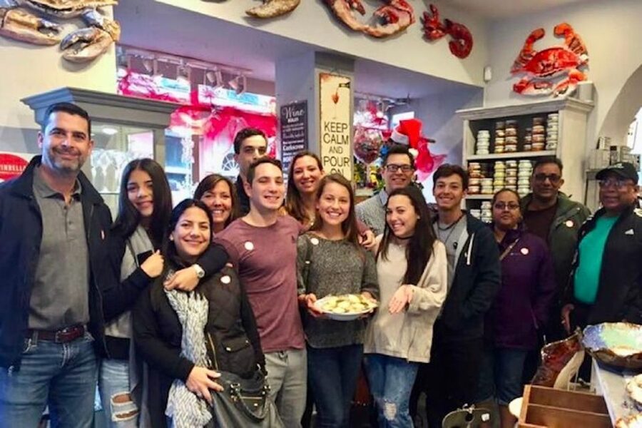 New Orleans: Food Walking Tour & Cooking Class Experience - What the guides add to the walk
