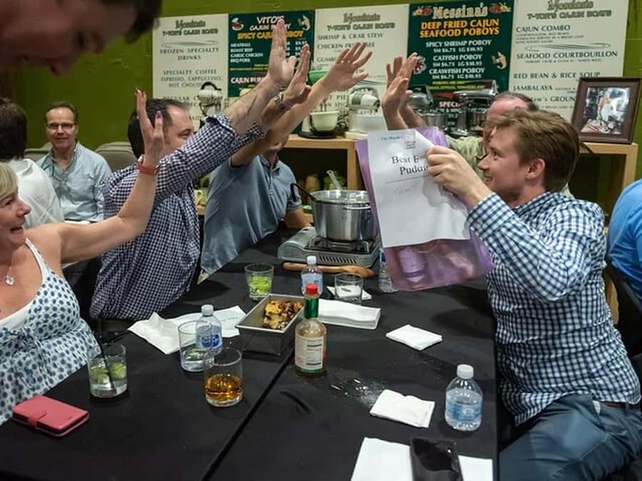 New Orleans: Hands-on Cajun Roux Cooking Class - A social class with drinks and a shared meal