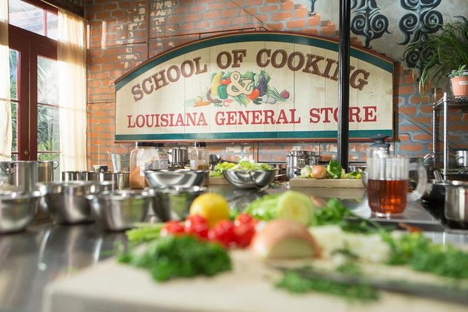 New Orleans Hands-On Cooking Class with Meal - Bananas Foster, Pralines, and the Final Table
