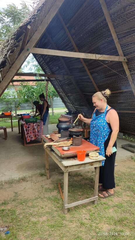Nilaveli: Sri Lankan Cooking Class with a Local Family - Hoppers, string hoppers and pittu
