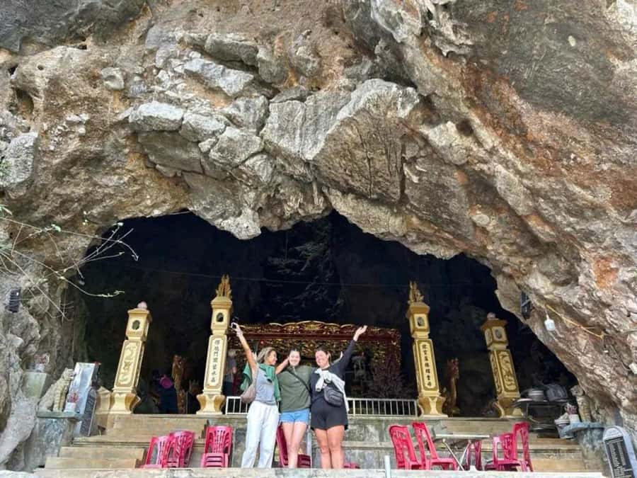 Ninh Binh Jeep Adventure: Temples, Lotus, Fishing & Cooking - Key points at a glance