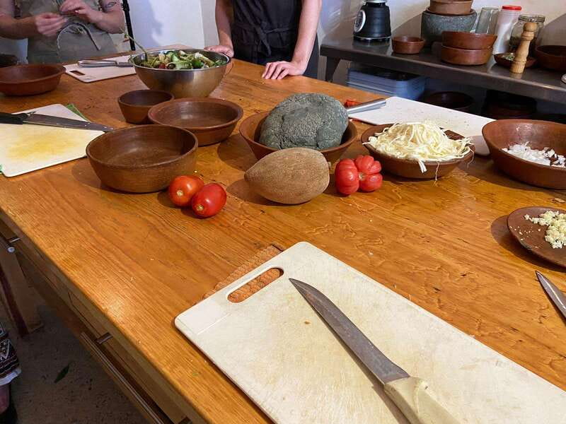 Oaxaca: Oaxacan Mole Workshop with a Traditional Cook - Meeting near the Zócalo at FILOTEO