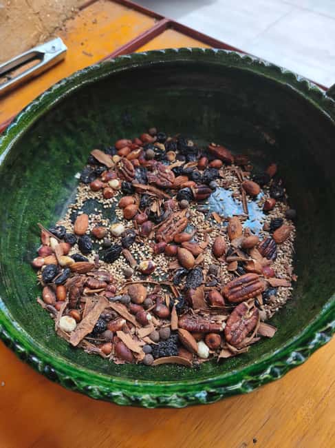 Oaxaca: Traditional Oaxacan Cooking Class - Making tortillas, memelitas, tetelas, and empanadas