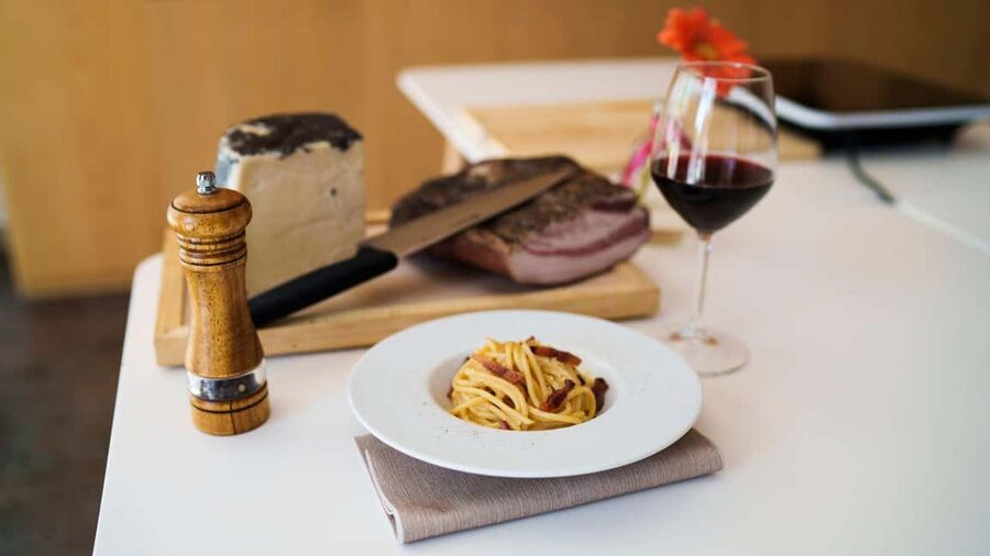 Olbia: cooking class on real pasta carbonara - Key points to know before booking