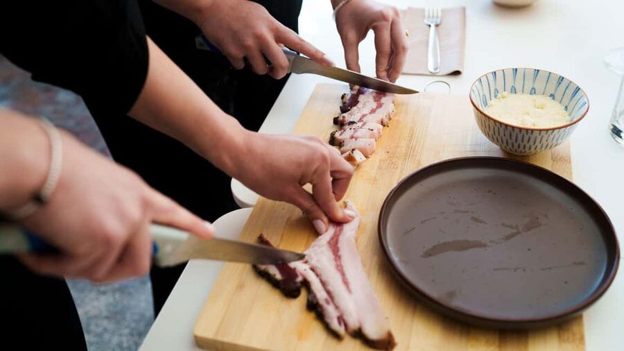 Olbia: cooking class on real pasta carbonara - Carbonara takes center stage in Olbia