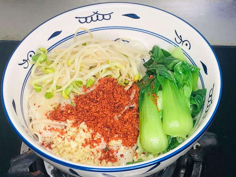 Online Cooking Class Hand Pulled Noodles by Sunflower Li - The $99 group price and what it buys you