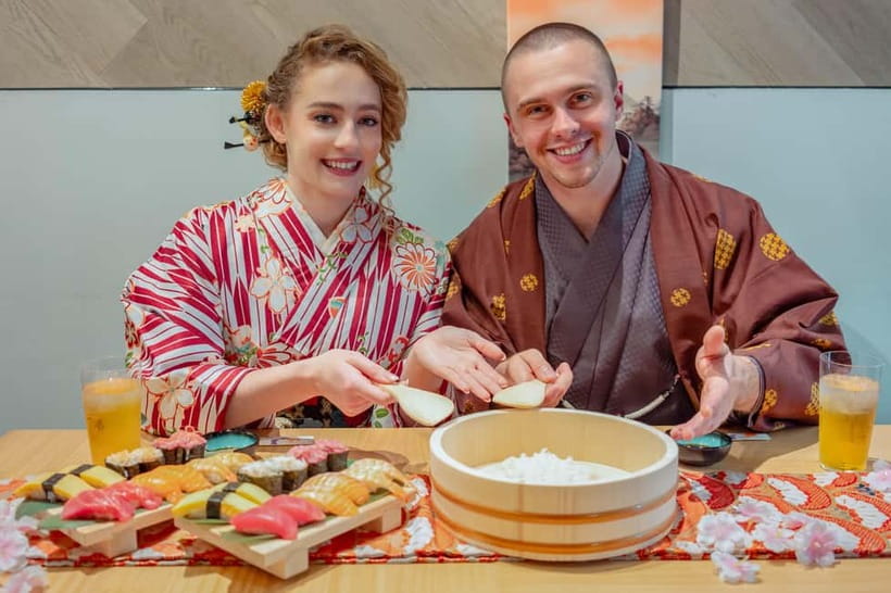 Osaka Dotonbori: Sushi Making Experience - Making sushi in the middle of Dotonbori
