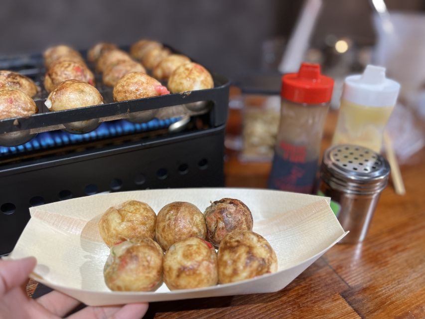 Osaka Sake Tasting with Takoyaki Cooking - Who will enjoy this most