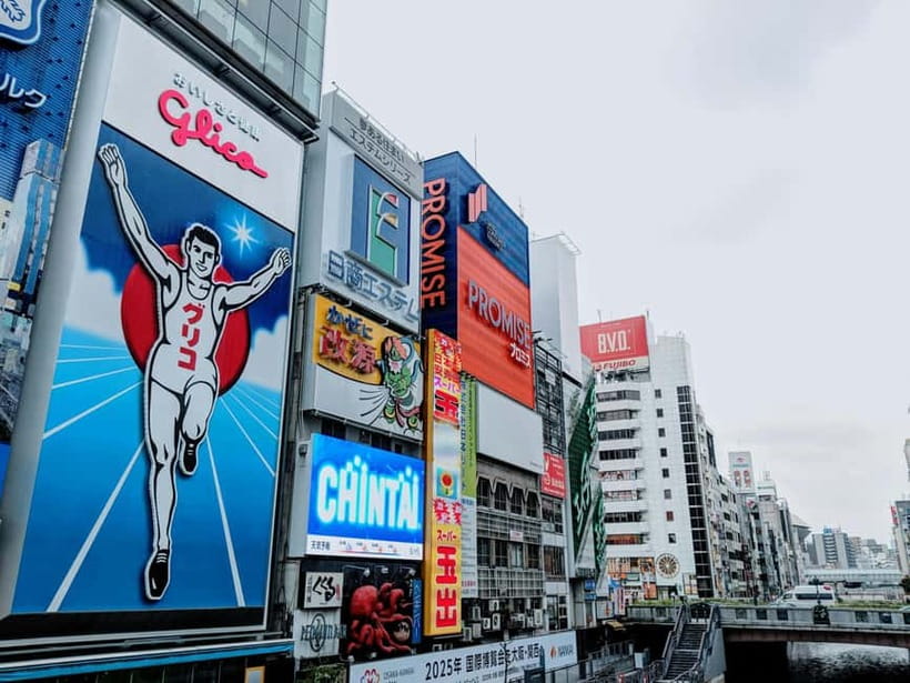 Osaka: Sushi Making Class and Dotonbori Food Tour - Making Sushi in a Local Kitchen