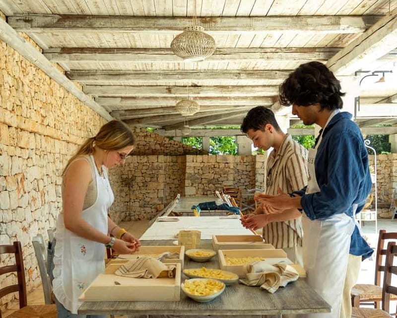 Ostuni: Orecchiette in a masseria - pasta making and tasting - What the timing really means