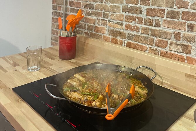 Paella and Burnt Basque Cheesecake Cooking Class (in Bilbao) - Starting with Idiazabal and cider-cooked chorizo