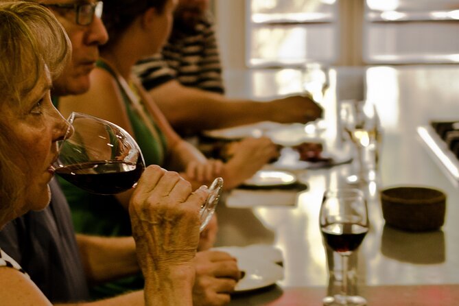Paella Class & Bottomless Wine: Las Ramblas Views - Why the small group matters
