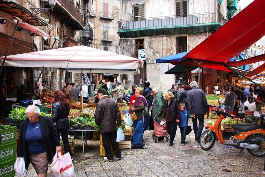 Palermo: Market Tour and Sicilian Cooking Class with Lunch - Capo Market: Seeing Palermo Through Its Food