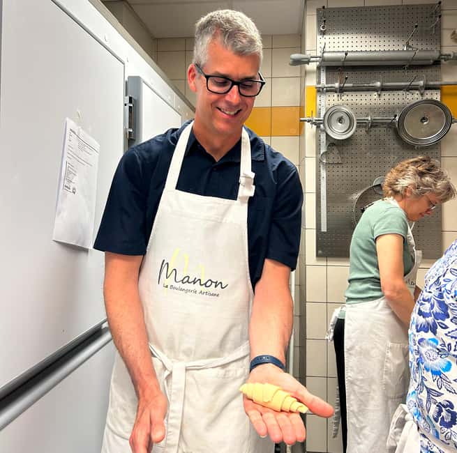 Paris: Baking Insider Experience - Your first lesson: flour, yeast, and French bread