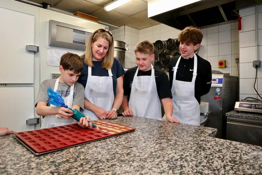 Paris: Baking Insider Experience - Practical timing and booking advice