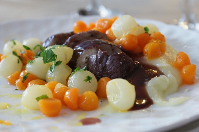 Paris Cooking Class and Lunch with Wine plus Market Visit Option - What the cooking lesson teaches