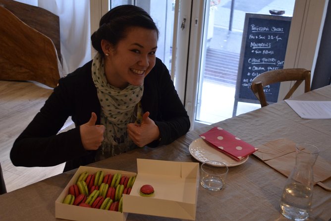 Paris Cooking Class: Learn How to Make Macarons - Meeting the chef and getting started at Le Foodist