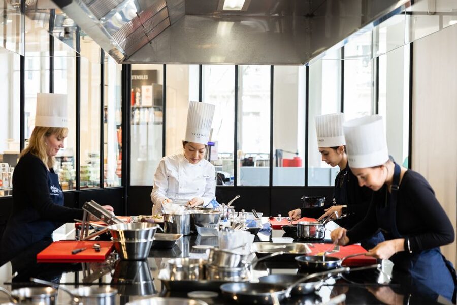Paris: Cooking Class with Ferrandi at Galeries Lafayette - Timing the class into your Paris day