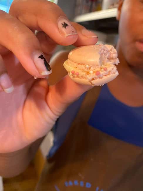 Paris: Macaron Baking Class for Families and Kids - Is $112 per person good value?