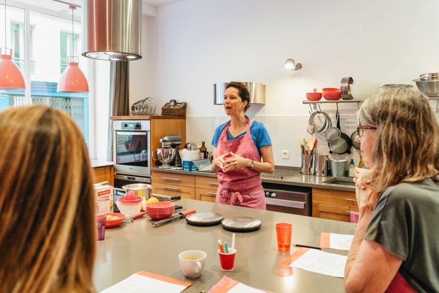Paris: Macarons Cooking Class with Pâtisserie Chef Noémie - Why Chef Noémie’s teaching style matters
