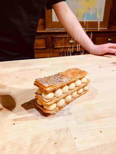 Paris: Millefeuille baking class with a chef - Decorating Your Own Millefeuille