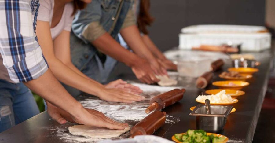 Paros: Cooking Class with 6-Course Menu and Drinks - Building the six-course Greek menu