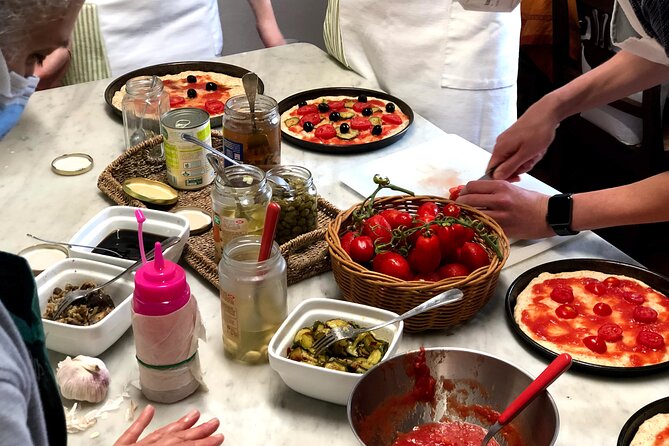 Pasta and Pizza cooking class in Cortona - A meal made by your own hands