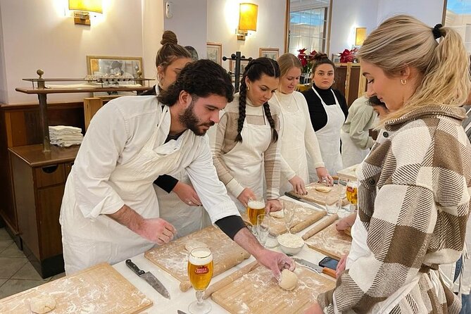 Pasta and Tiramisu Cooking Class in Rome, Piazza Navona - Group size, pace, and teaching style
