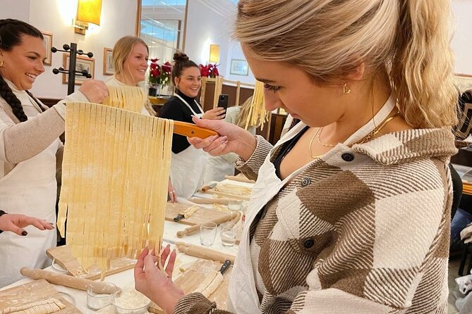 Pasta Cooking Class in Rome - Fettuccine Class in Piazza Navona - How the listed Rome sights fit into your day