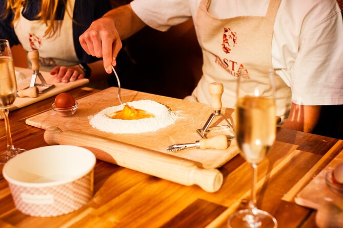 Pasta Making with Unlimited Prosecco in London's West End - Why the four-person limit matters