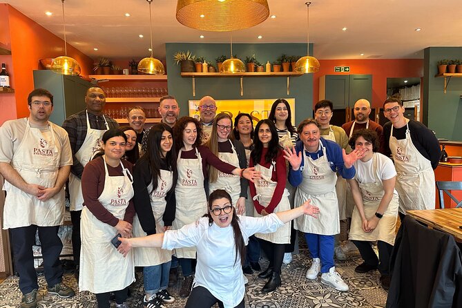 Pasta Making with Unlimited Prosecco in London's West End - Who should book this West End experience?