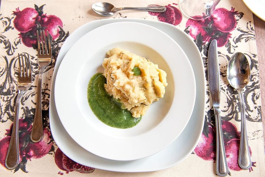 Pescara: Private Cooking Demo & Meal at a Local's Home - Four courses, local wine, and coffee at the table
