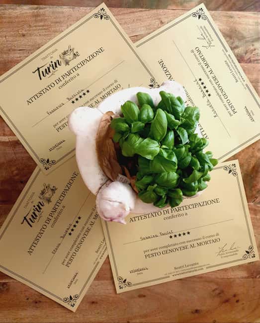 Pesto cooking classes - Trattoria Turin Sestri Levante - Experiences - Why pesto makes a good one-hour class