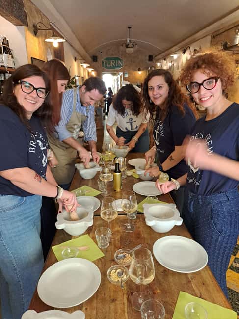 Pesto cooking classes - Trattoria Turin Sestri Levante - Experiences - Finding Trattoria da Turin in Sestri Levante