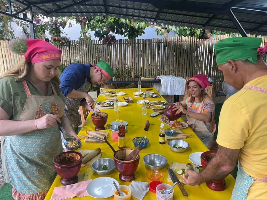 Phuket foodie tour+ Thai cooking class + Local food tasting - Key points at a glance