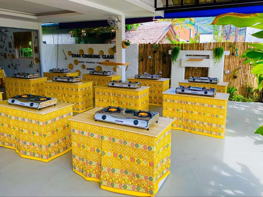 Phuket: Rawai Thai Cooking Class with Local Chef - Key points at a glance