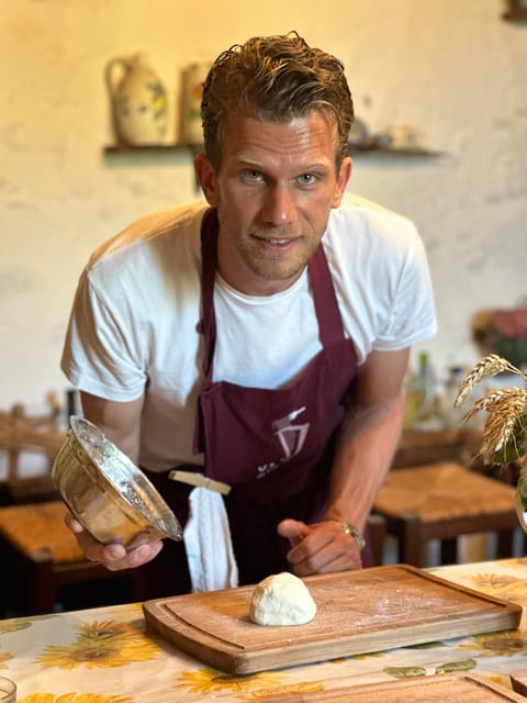 Pick Vegetables at the farm & Cook pasta - A Tuscan villa kitchen 25 minutes from Florence