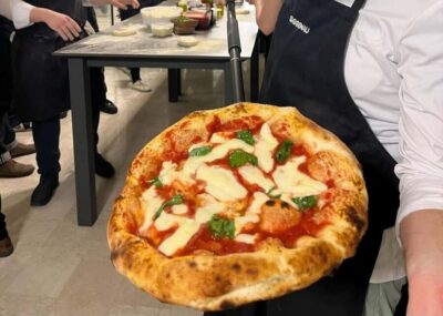 Pizza and Tiramisu Cooking Class with Wine in Milan
