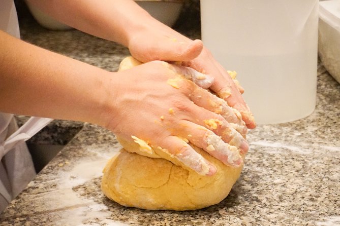 PIZZA Making & GELATO Experience - Cooking Class - The meeting point needs extra attention